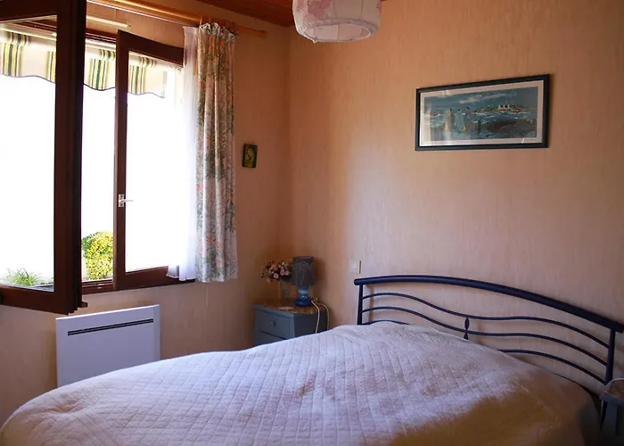 Vakantiehuis Belle Maison A 600 Metres De La Grande De *